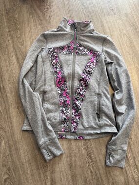 Ivivva Size 8 Jacket